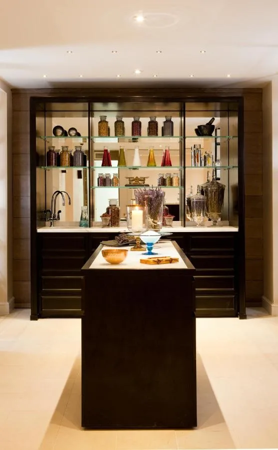 Deluxe Suite with Spa Bath